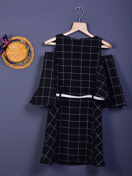 back view of black dress for girls 