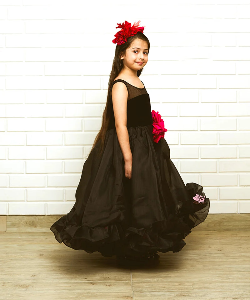 wedding wear black long gown for girls 