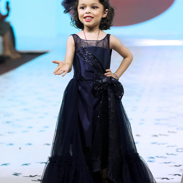 wedding wear navy blue gown for girls 