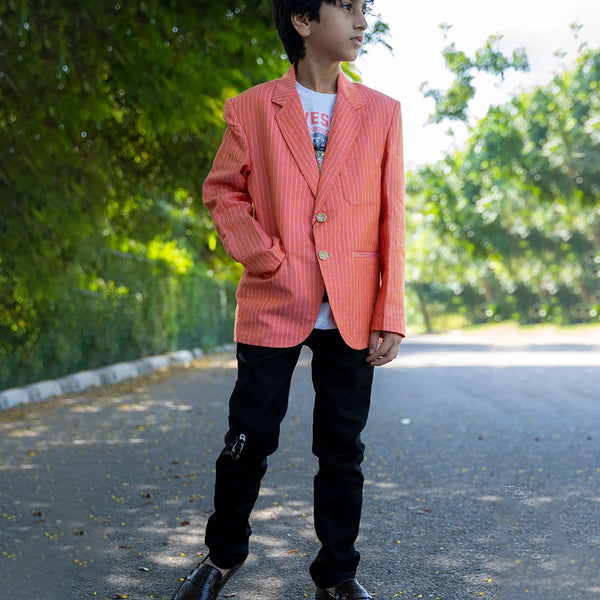 It is a party wear peach color stripe blazer which is an elegant and stylish piece of formal attire. It features a button-up front closure, allowing for adjustable comfort and comes with a matching half sleeves round neck t-shirt to match the style.