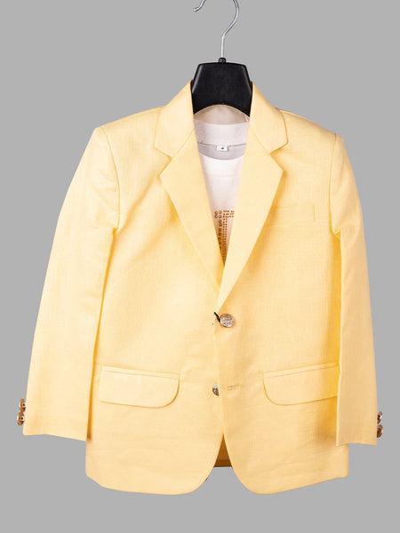 It’s a cool yellow colored boy’s formal blazer that comes along with a white colored round neck t-shirt.