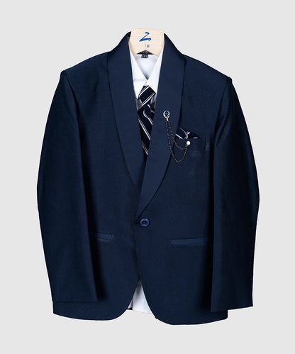 It is a beautiful navy blue colour coat with a striped waistcoat for 8 year boy. It comes with a white colour shirt and matching pants of the same colour as the coat. To give you the perfect look, it comes with a matching navy striped tie and a charming broach. 