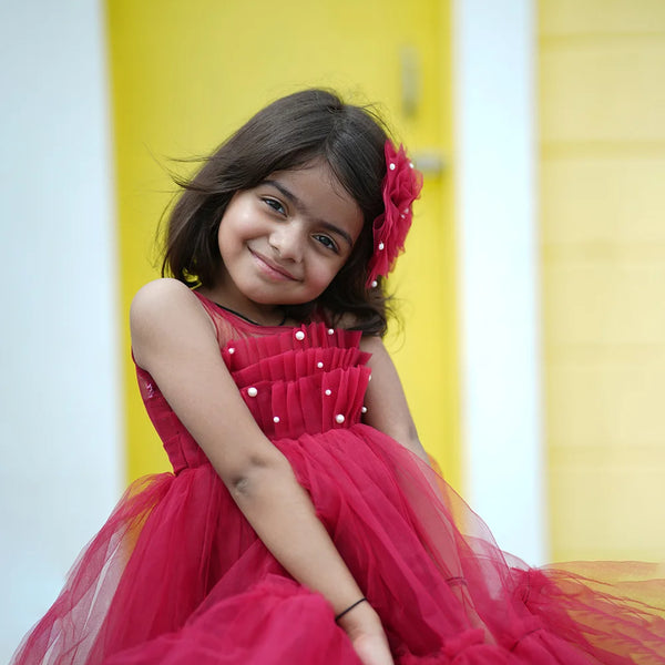 beautiful party wear frilly red frock for girls 