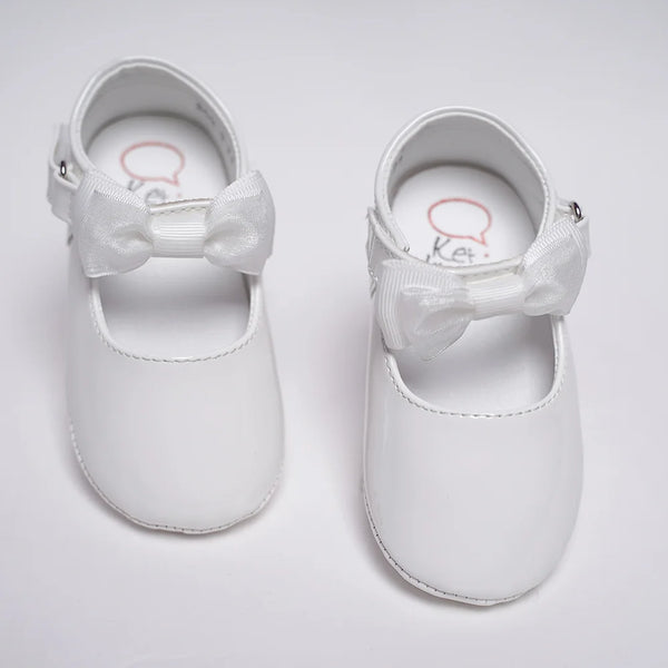 white shoes with bow for baby girl