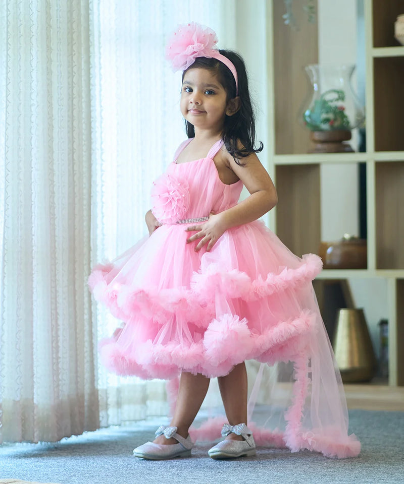 Best pink birthday frock for girls, breathable fabric, stylish and comfortable