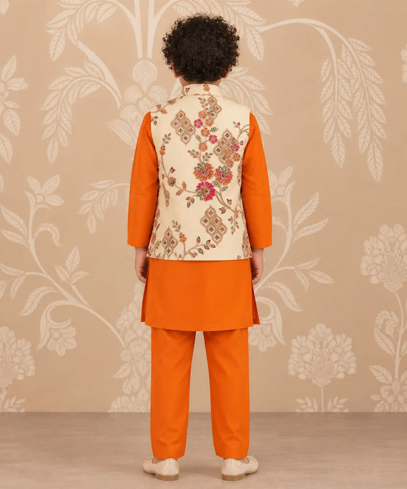 Boys' cream printed jacket with orange kurta pyjama for festivals, Devils N Angels Jaipur, view 3