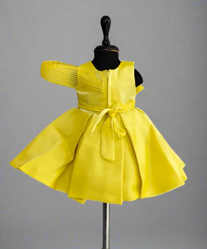 Floral detailed neon yellow frock for girls, best kidswear boutique near me Jaipur