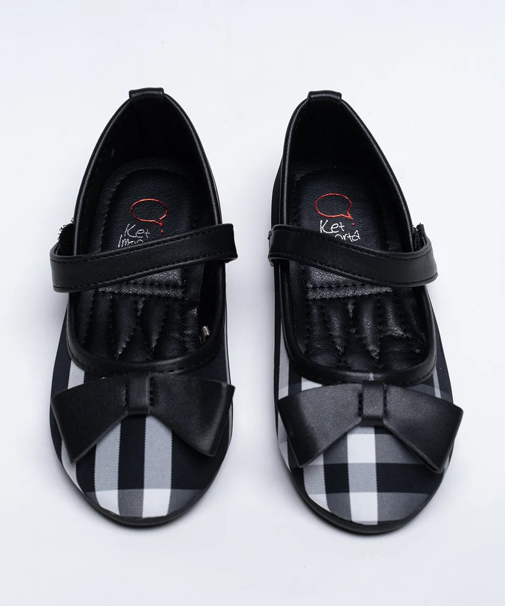 Black Self-Checked Sandals for Girls for Birthdays
