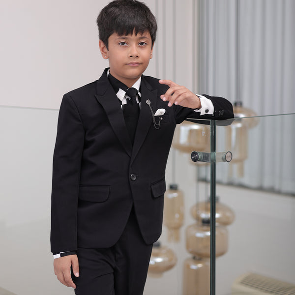 black coat suit set with chessboard pattern printed shirt