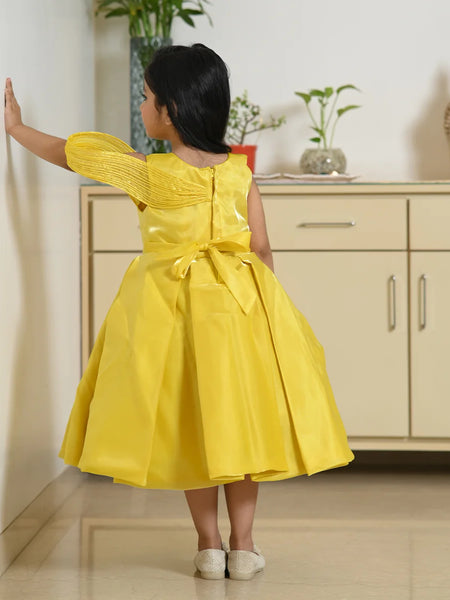 Trendy floral birthday frock for girls with attached belt, branded children clothing Jaipur