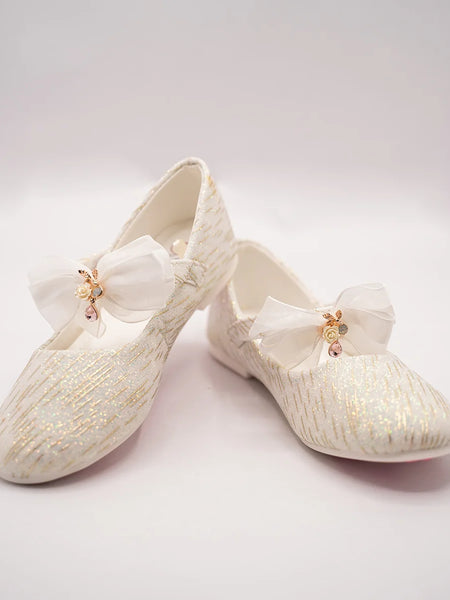 Baby girls’ sparkly ivory dress flats featuring 3D flower bow and crystal charm, Jaipur