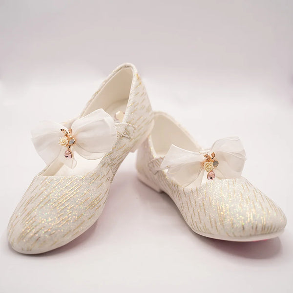 Baby girls’ sparkly ivory dress flats featuring 3D flower bow and crystal charm, Jaipur