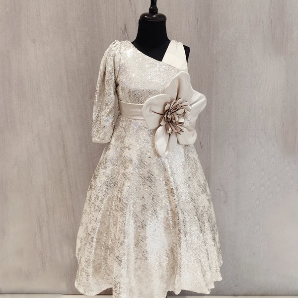 Party wear gown for girls in Jaipur 