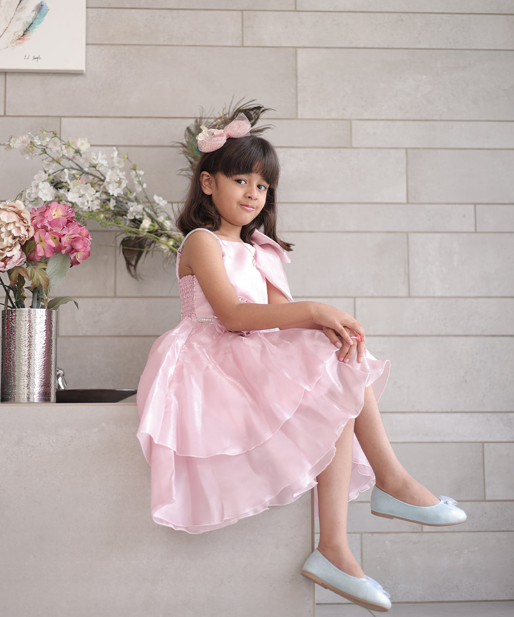 Sleeveless pink birthday frock for girls, best children’s wear near me Jaipur