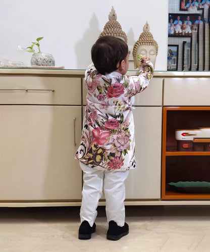 Ethnic boys kurta pyjama in vibrant print, top Jaipur kids store