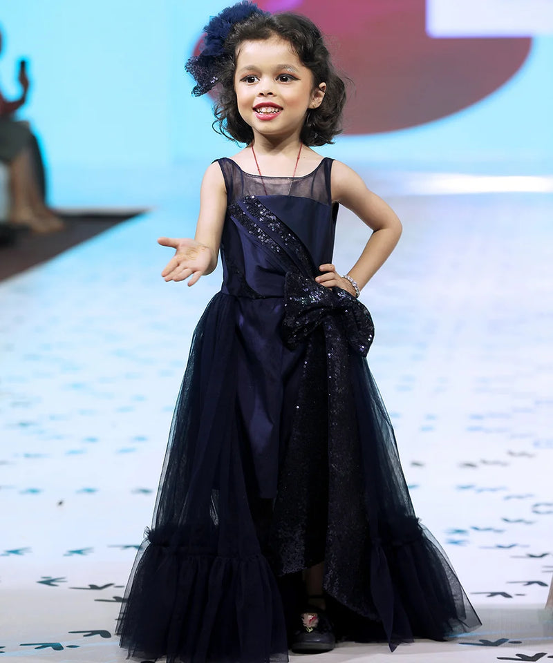 wedding wear navy blue gown for girls 
