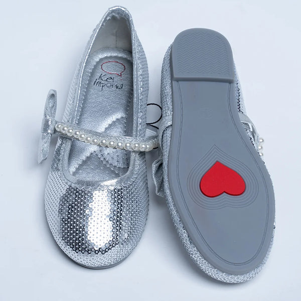 silver shiny pearl sandals for girls for wedding & other occasions 