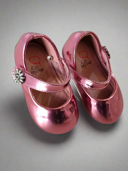 Infant girls' metallic pink Mary Jane flats with crystal button strap, Jaipur, 0–24 months