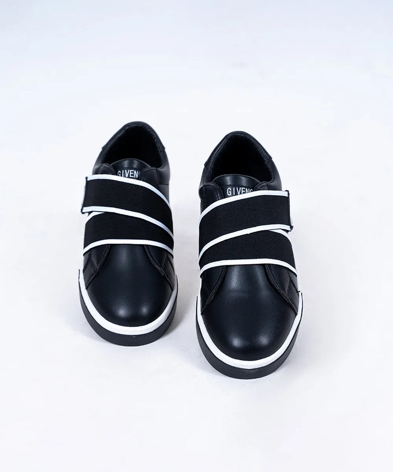 Kids' modern black and white strap sneakers for boys featuring double Velcro closures, Jaipur

